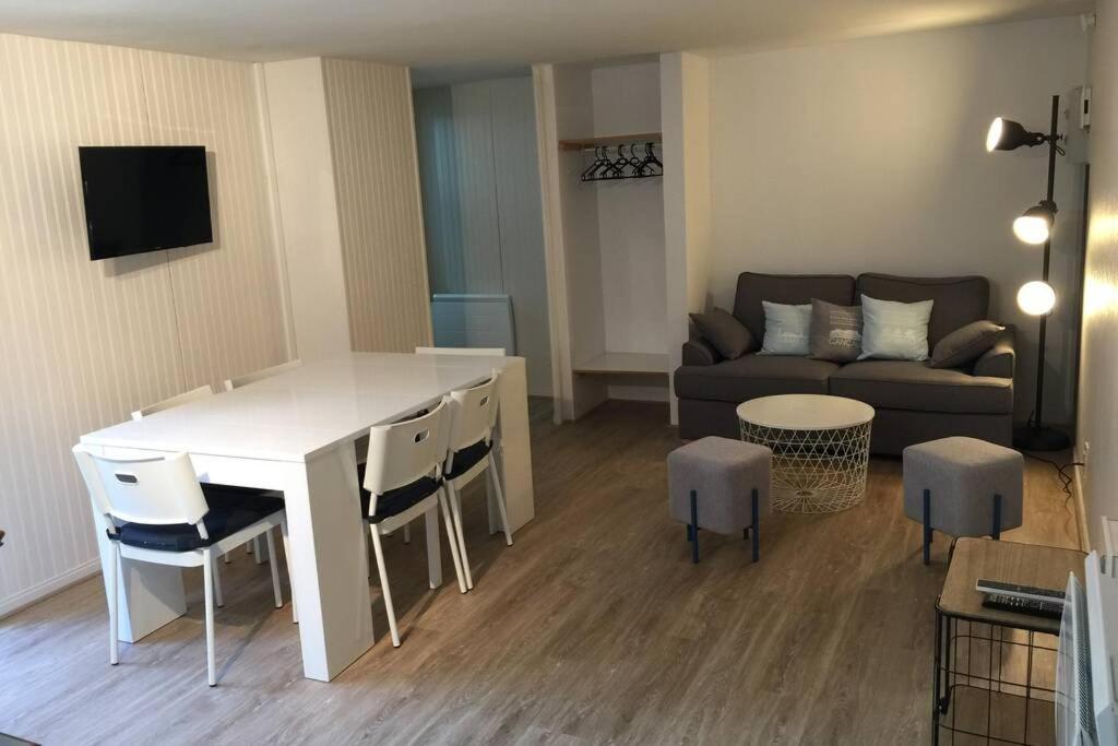 IDEAL-à 1 mn Plage/sillon -jardin privé- 1/6 pers Saint-Malo Exterior foto