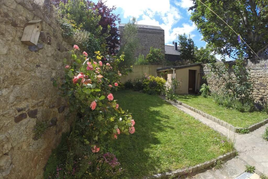 IDEAL-à 1 mn Plage/sillon -jardin privé- 1/6 pers Saint-Malo Exterior foto